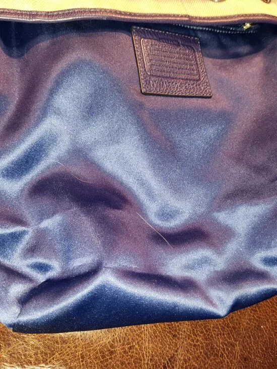 Coach - Picture 11 of 15